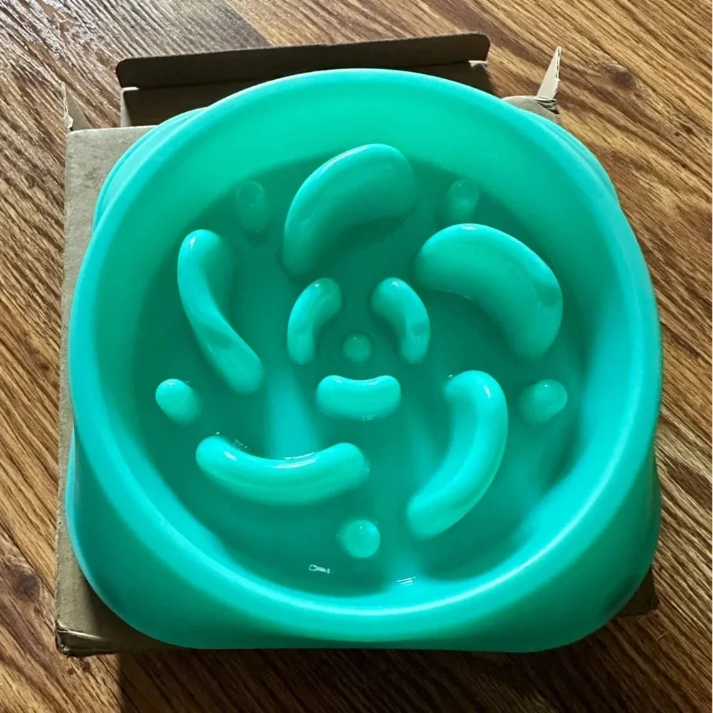 🆕 Slow Feeder Dog Bowls 2PCS